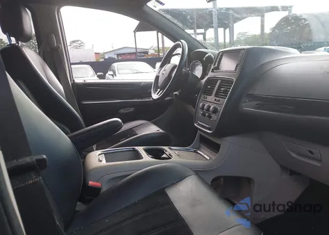 2018 Dodge Grand Caravan Sxt z USA, uszkodzony, nr VIN 2C4RDGCG7JR207862